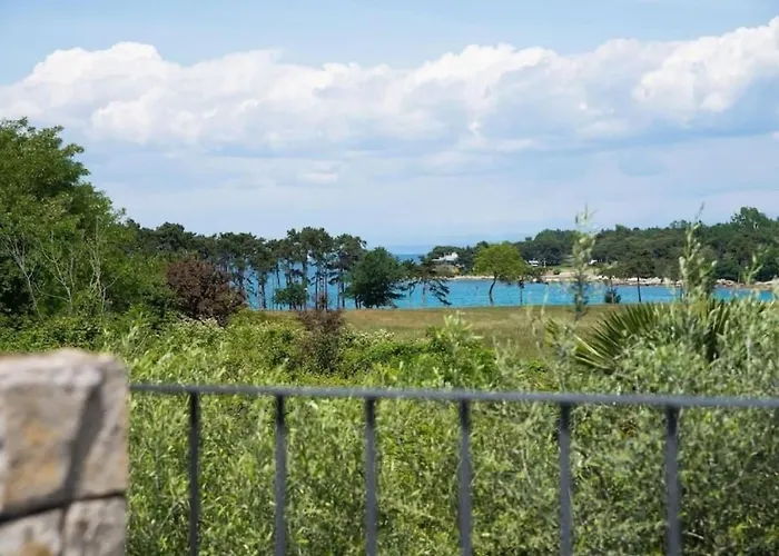 Appartamento Klimatisierte In Mit Grill By Interhome